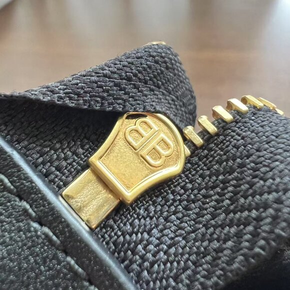 Balenciaga Rodeo Sling Pochette in Black - Picture 11 of 14